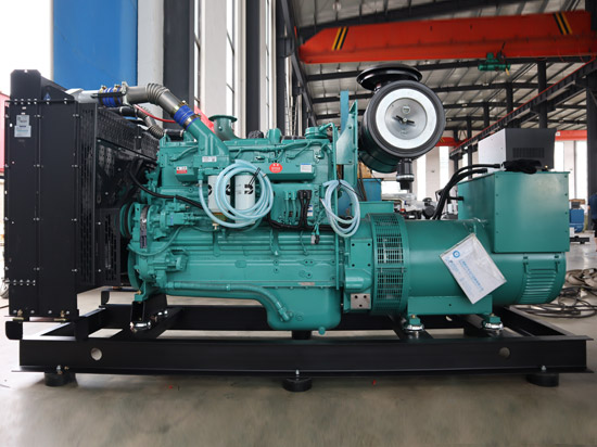 550KW重慶康明斯發(fā)電機組 550KW重慶康明斯發(fā)電機組